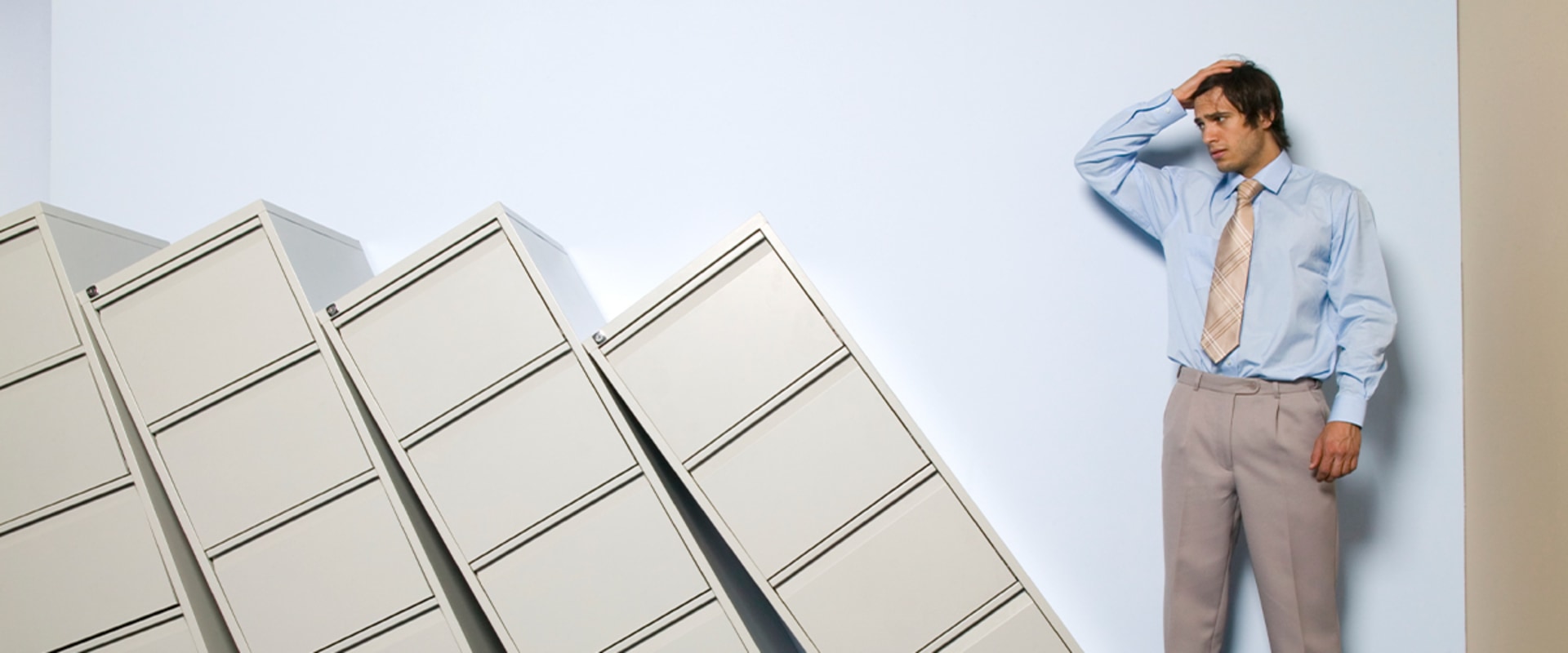 Lessons Learned from Startup Failures: How to Succeed in the World of Business