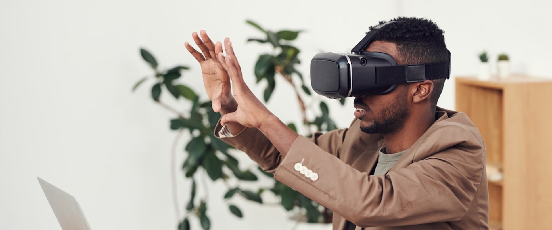 Exploring Virtual Reality and Augmented Reality Ventures